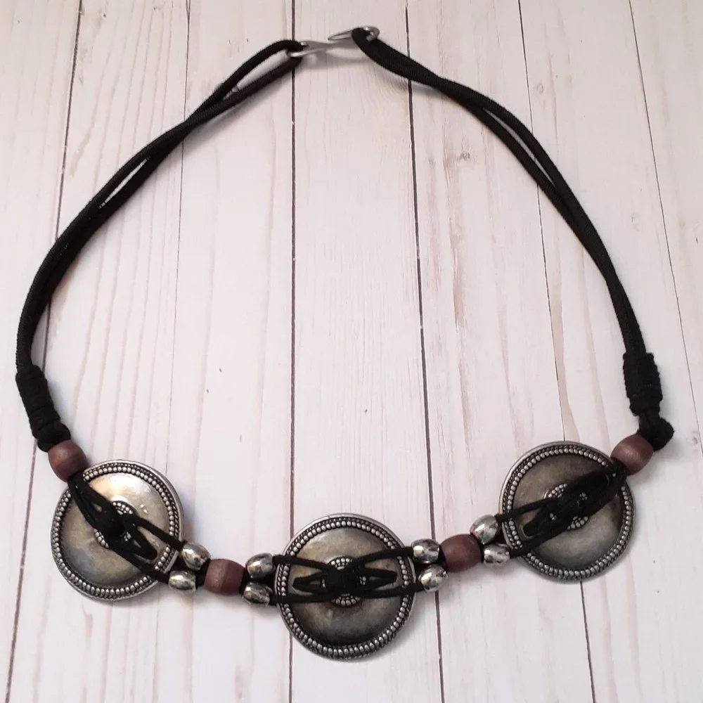 Vintage 80s Medallion & Bead Elastic Cord Belt Black Silvertone